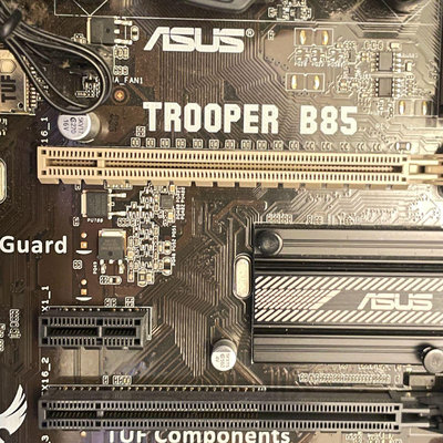 華碩ASUS TROOPER B85 DDR3主機板