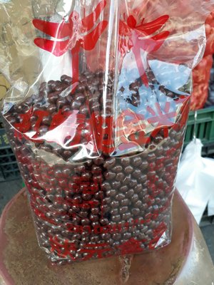 紅蜻蜓巧克力米果一包480元、5斤（3000公克）