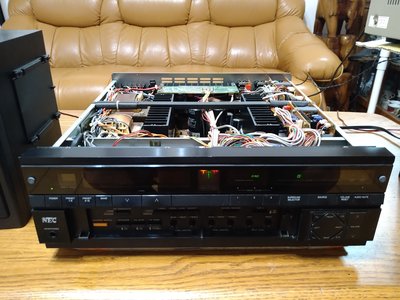 NEC AVR-1010 日本製,大功率輸出,音質超級優美,高中低頻表現皆棒,頂級旗艦級機種,完全無雜音,美聲,,