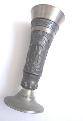 歐洲老件-德國錫工藝-啤酒高腳杯(底部有印記)