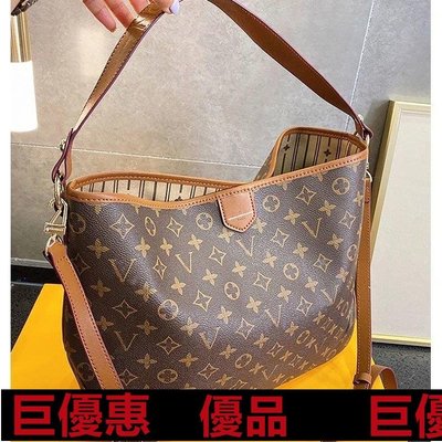 Louis Vuitton Tacchi Nero Pelle Velluto ref.147347 - Joli Closet