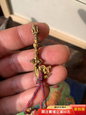 西藏古代銅雕 清 鎏金連花生大師手中小元素 可做吊墜 古玩 老貨 雜項