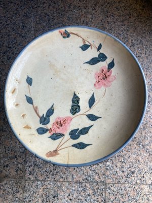 阿公的舊情人 早期 玫瑰花盤 台灣老碗盤 胭脂紅 花蕊 藤草 彩繪花卉紋盤