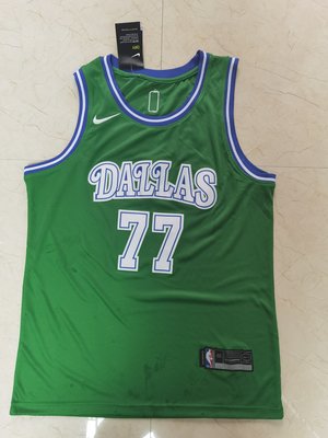 盧卡·唐西奇(Luka-Doncic)NBA達拉斯小牛隊 綠色 球衣 77號