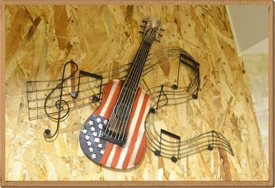 【【歐舍家飾】】復古仿舊風 立體鐵製美國國旗 吉他壁飾 高音符五線譜 音樂教室ROCK搖滾吉他牆壁裝飾品壁貼送禮