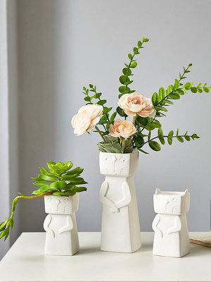 北歐創意陶瓷花瓶現代簡約客廳插花郁金香仿真花電視柜家居裝飾品淺語微微笑