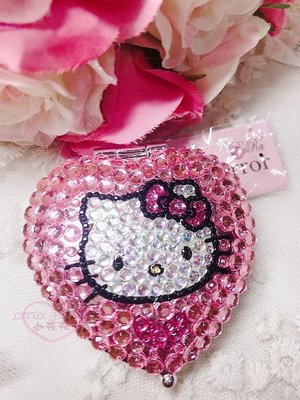 ♥小花花日本精品♥Hello Kitty 坐姿粉色愛心滿版水鑽愛心造型鏡 隨身鏡11304401
