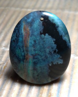 【礦鈺居】~印尼產的(銅花藍寶)~早期石~18公克