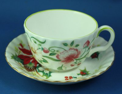[美]英國百年名瓷MINTON骨瓷茶杯/咖啡杯二用杯盤組.SECRET GARDEN+POINSETTIA
