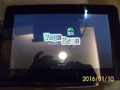 全新瑕疵10吋平板 vegabean beta 6 安卓4.2 無蓄電 需插電才能使用 附盒裝5
