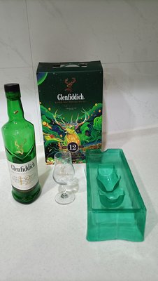 【繽紛小棧】格蘭菲迪12年單一麥芽蘇格蘭威士忌兩款 /空酒瓶+外盒+高腳聞香杯 / 三角瓶