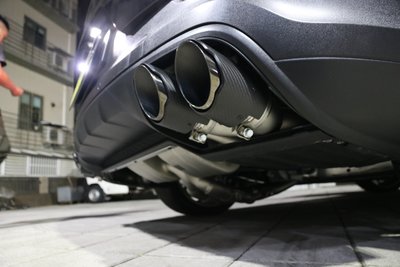 黃帝的店~TNEER 排氣管 Porsche Cayenne E3 Coupe,3.0T 2.9S,Carbon尾飾管