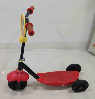 兒童滑板車 幼童滑板車 滑步車 兒童玩具車 幼兒滑板車 三輪滑板車 平衡車 兒童三輪車 學步車 兒童車