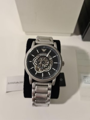 EMPORIO ARMANI Luigi 小鏤空錶盤 啞光霧銀色不鏽鋼錶帶 男士 自動機械錶 AR60021 亞曼尼腕錶