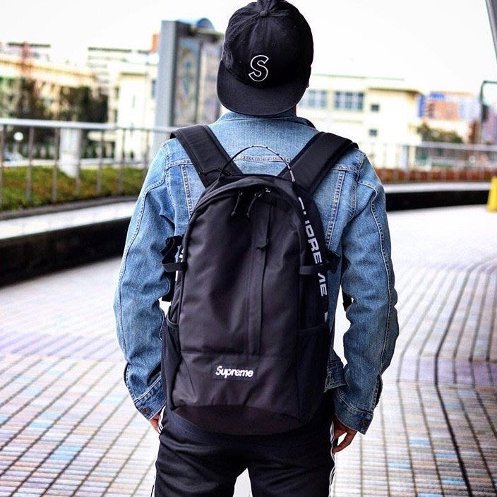 新品18ss Supreme backpack ブラック