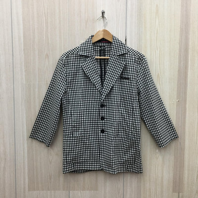 【愛莎＆嵐】PLAYBOY 男 黑色格紋造型西裝外套/M 11212 21