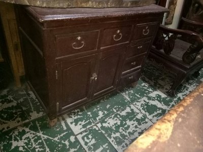 檜木老桌櫥