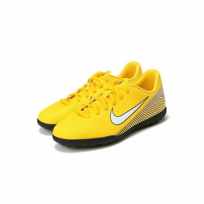 NIKE 中大童足球鞋 兒童足球鞋 足球鞋 黃 型號：AO9478710 尺寸：US3.5,-6 定價：$1600 特價：$1280