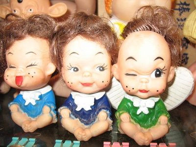 早期 喜怒哀樂 白人娃娃 - 企業寶寶 軟膠娃娃 - 三隻一套 10公分高 - 501元起標   F-箱