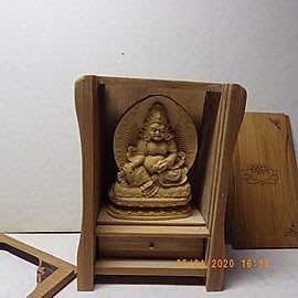 現貨 精品黃楊木黃財神木雕佛像佛龕(盒子10.8釐米7.6釐米5.2釐米)可開發票