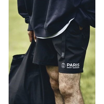 【日本現貨】Paris Saint-Germain * KiU 日本雨具品牌 防水短褲 黑色L尼龍 只有一件