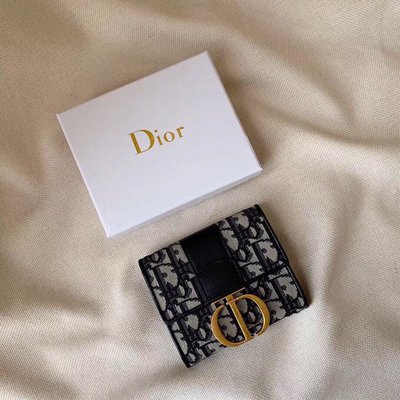熱銷特惠迪家 Dior 多功能小錢包 三折錢夾 黑色短夾 11*10*2cm明星同款 大牌 經典爆款