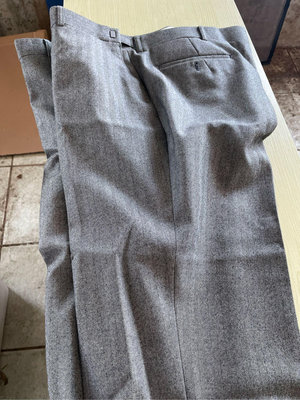 大尺碼西裝褲 日本製 美麗諾羊毛材質 A001