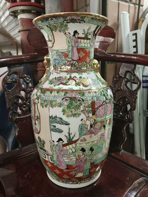 【二手】廣彩花瓶，高36公分，尺寸詳情如圖，完整。 古玩 舊貨 瓷器 【皇朝古玩】-1990