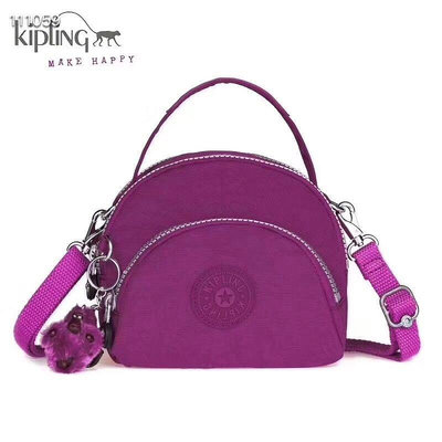小Z代購#Kipling 猴子包 K13869 玫紫 休閒 多用拉鍊款輕量斜背包 肩背 手提 旅遊 小款