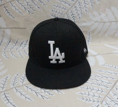 LA 球員帽 棒球帽 運動帽 平沿帽 全封帽 不可調節 黑色 頭圍8
