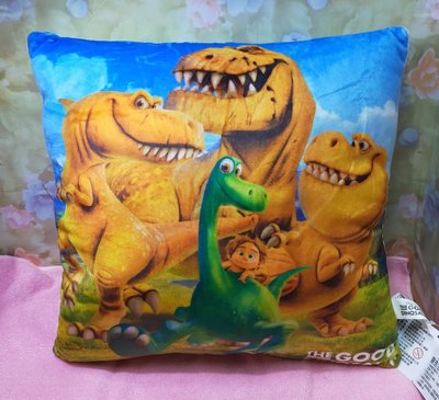 迪士尼 正版 恐龍當家 侏儸紀 恐龍 方枕 午睡枕 抱枕 娃娃 玩偶
