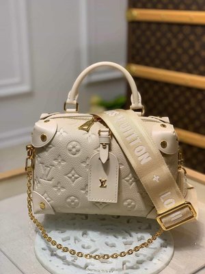 二手Louis Vuitton LV Petite Malle Souple handbag M45394奶白色