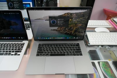 Macbook Pro 15吋 特規 i7 2018 32G RAM 1T Pro 560X