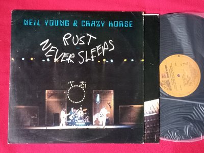 Neil Young/Rust Never Sleep/美國早期版mustard色汽船標/NM-