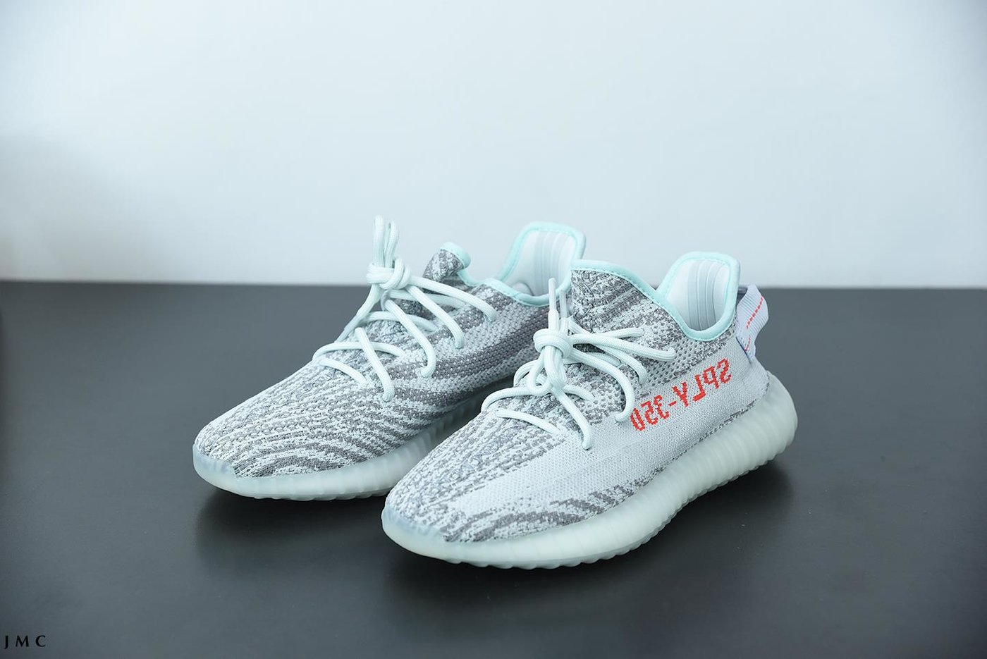 ADIDAS YEEZY BOOST 350 V2 BLUE TINT 冰藍斑馬慢跑鞋男鞋B37571