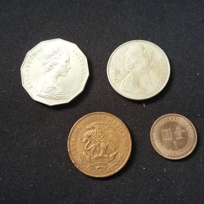 1971年澳洲50分1969年斐濟20分1969年墨西哥20分三枚硬幣一標     100元起標