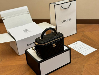 【二手包包】size：1711cm香奈兒 箱子包化妝箱最高顏值的長盒子必須給自己安排最新款哦 NO99368