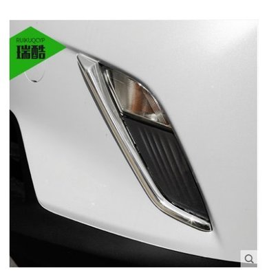 現貨熱銷-【易車汽配】MAZDA馬自達 CX-3 改裝前霧燈亮條裝飾框亮片cx3外飾專用