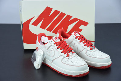Undefeated x AIR FORCE 1 Low 米白紅 休閒運動鞋 男女鞋 UN1315-801