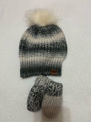 （全新）ROOTS兒童毛球針織帽+手套（0-12m）