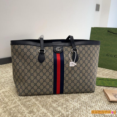 【二手包包】（無盒）Gucci  購物袋一直對大包的要求就是要輕Neverfull那些太大眾太街款了第一次見 NO243569