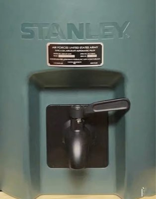 【新貨】STANLEY 史丹利 冒險系列 Water Jug 3.8L/7.5L 溫冷飲桶 冰桶水桶 黑化水龍頭