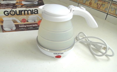 Gourmia GK320W 快煮壼 煮水壼 電開水壼 電茶壼 100V~240V切換 適合全球電壓  另售德國百靈