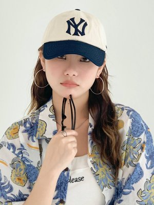 【熱賣精選】47brand 米白色mlb帽子女拼接NY遮陽棒球帽軟頂顯白顯臉小鴨舌帽