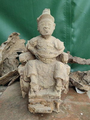 【二手】 舊木雕，帶太子帽的神像。文革破壞了，現在網上尋找回自己能修2781 古玩雜項【南庭玉】