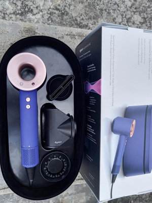 【玖玖玖代購】現貨 Dyson Supersonic HD08 戴森吹風機 可調節無葉吹風機 不傷髪負離子吹風機 禮盒裝 長春花藍