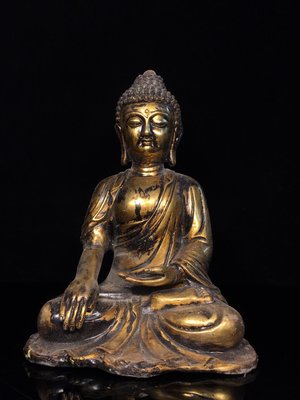 大明宣德年制，純銅釋迦牟尼佛像，寬20cm高31cm厚14cm，重2.9公斤，35080R