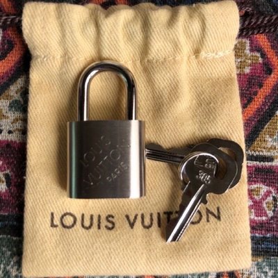 LV銀色305鎖頭鑰匙