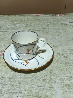 日本回流香蘭社咖啡杯一套，杯口描金脫落，品相如圖