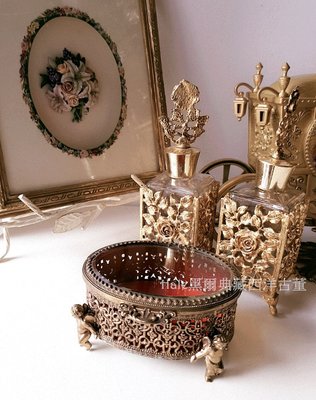 黑爾典藏西洋古董~美國50~60's天使愛神系列橢圓小型黃銅溜金珠寶盒~復古英國市集收藏